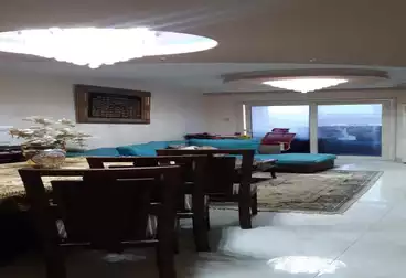 Apartments For rent - 4 rooms - floor 9