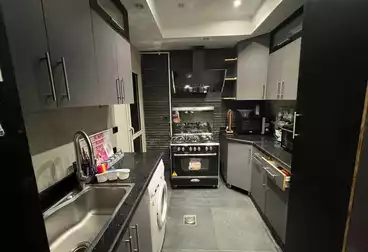 Apartments For sale - 2 rooms - floor 4