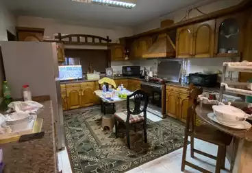 Apartments For sale - 4 rooms - floor 8