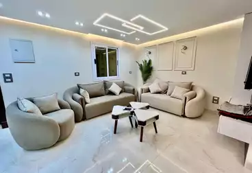 Furnished Apartment For rent - 2 rooms - floor 4