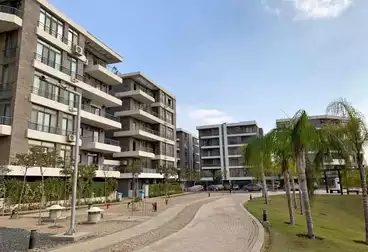 Apartment with Garden For sale - 3 rooms - floor 0