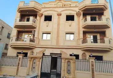 Apartments For sale - 4 rooms - floor 2