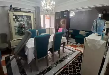 Apartments For sale - 2 rooms - floor 5