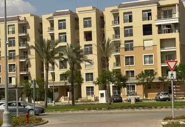 شقق للبيع - 3 غرف - بالدور 1