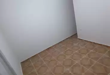 شقق للبيع - 3 غرف - بالدور 2