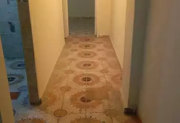 Apartments For sale - 2 rooms - floor 1