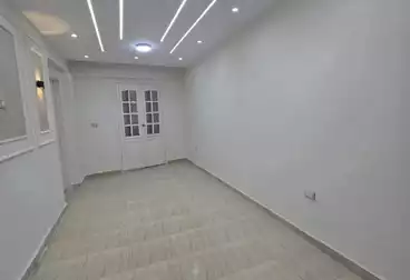 شقق للبيع - 2 غرف - بالدور 8