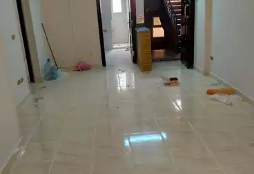 Apartments For rent - 3 rooms - floor 4