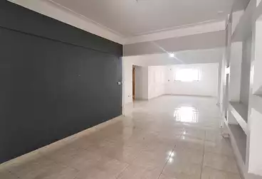 Apartments For sale - 2 rooms - floor 10