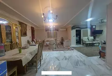 Apartments For sale - 3 rooms - floor 1