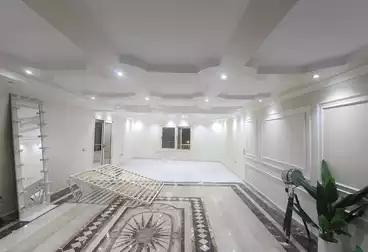 Apartments For sale - 4 rooms - floor 4