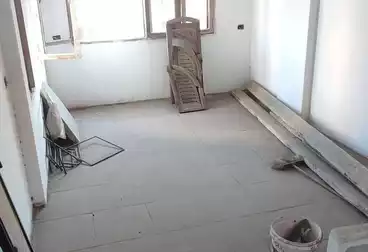Apartments For sale - 2 rooms - floor 6