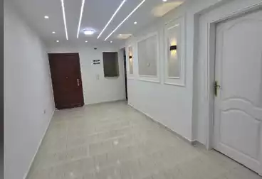 Apartments For sale - 2 rooms - floor 8