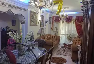 Apartments For sale - 2 rooms - floor 5