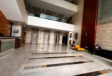 Administrative For rent - 5 rooms - floor 0