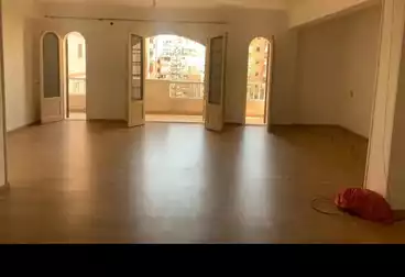 Apartments For sale - 3 rooms - floor 5