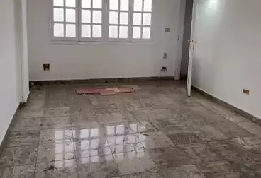 undefined undefined - 2 rooms - floor 8