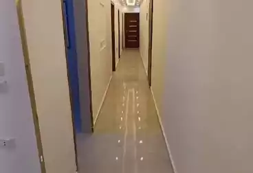 Apartments For rent - 3 rooms - floor 9
