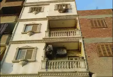 House / Home For sale - 8 rooms