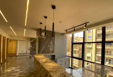 Administrative For sale - 10 rooms - floor 8