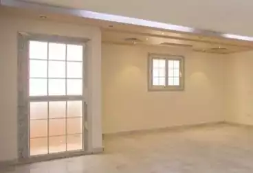 إداري للإيجار - 4 غرف - بالدور 3