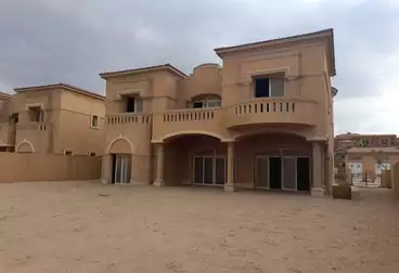 Villas For sale - 6 rooms