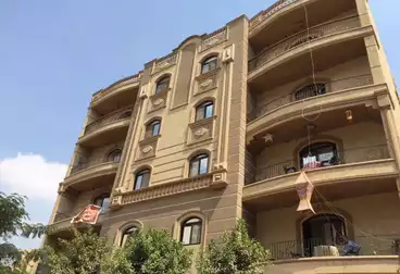 Apartments For sale - 3 rooms - floor 1