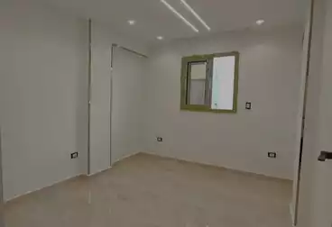 Apartments For sale - 3 rooms - floor 8