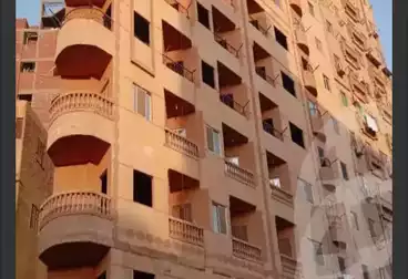 شقق للبيع - 2 غرف - بالدور 8