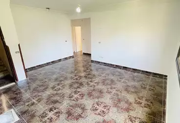 Apartments For sale - 3 rooms - floor 4