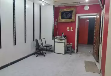 Administrative For sale - 2 rooms - floor 1