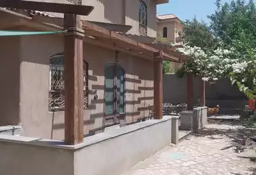 فيلا منفصلة للبيع - 4 غرف