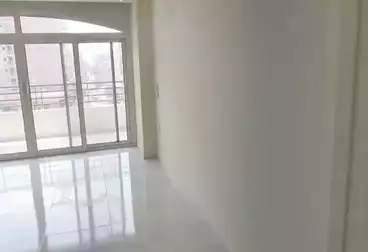 Apartments For rent - 3 rooms - floor 6