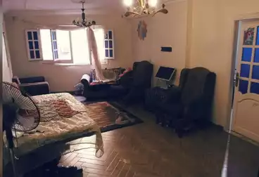 Furnished Apartment For sale - 3 rooms - floor 2