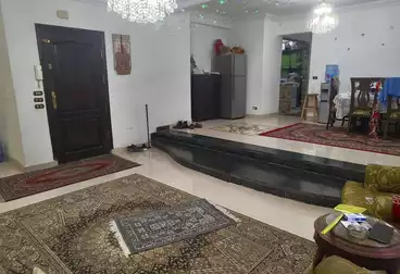 شقق للبيع - 3 غرف - بالدور 1