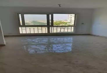 Apartments For sale - 3 rooms - floor 2