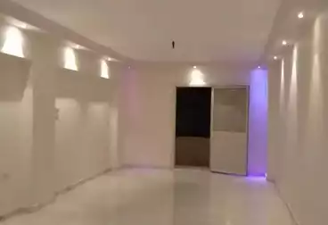 Apartments For rent - 3 rooms - floor 12