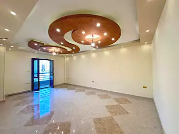 Apartments For sale - 3 rooms - floor 1