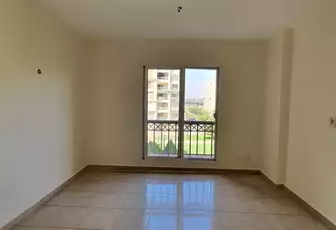 Apartments For sale - 3 rooms - floor 2