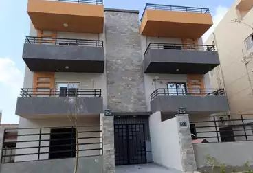 Apartment with Garden For sale - 3 rooms - floor 0