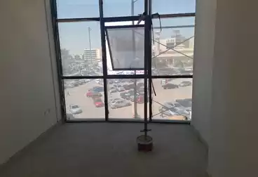 عيادات للإيجار - 2 غرف - بالدور 2