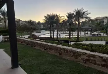 Apartment with Garden For sale - 3 rooms - floor 0