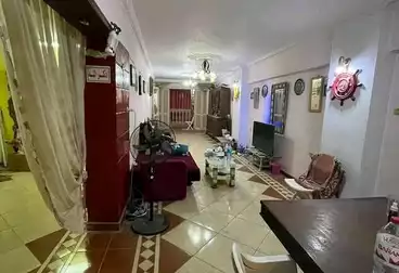 Apartments For sale - 5 rooms - floor 1