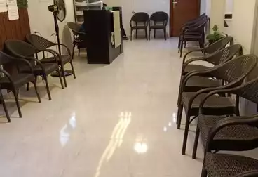 Clinics For rent - 4 rooms - floor 8