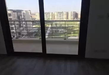 Apartments For rent - 3 rooms - floor 5