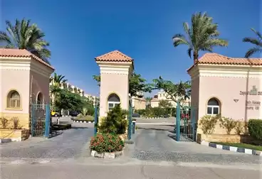 Apartment with Garden For sale - 3 rooms - floor 0