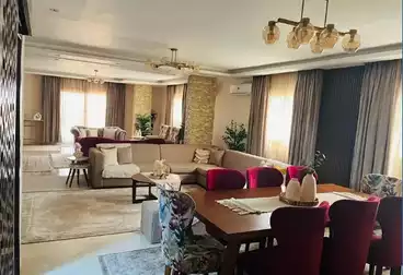 Furnished Apartment For sale - 3 rooms - floor 12