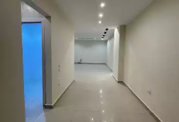عيادات للإيجار - 2 غرف - بالدور 1