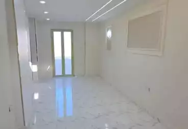 undefined undefined - 2 rooms - floor 5