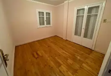 Studio For sale - 2 rooms - floor 1